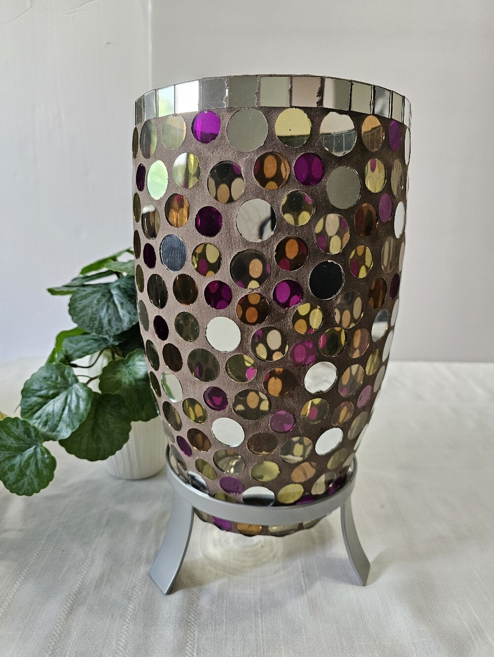 PartyLite Miranova Hurricane With Stand